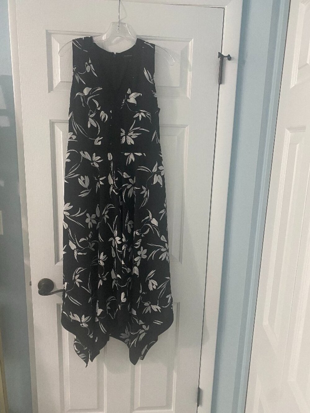 Banana Republic Black and White Floral Sleeveless Dress WIth Kerchief Hemline